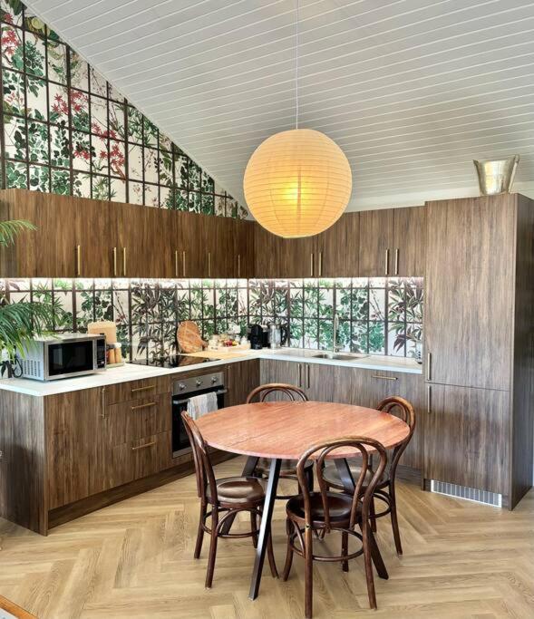 Bespoke Stay & Lake Views! Queenstown Buitenkant foto