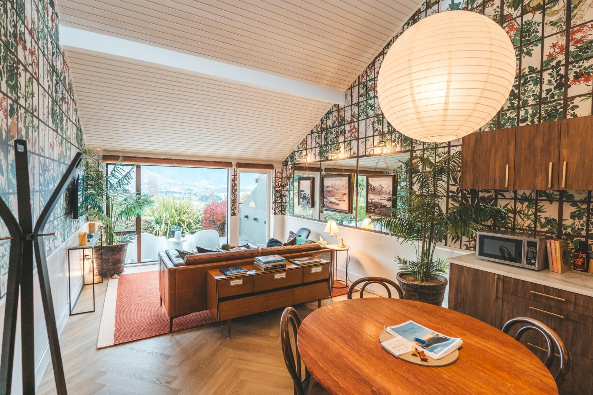 Bespoke Stay & Lake Views! Queenstown Buitenkant foto